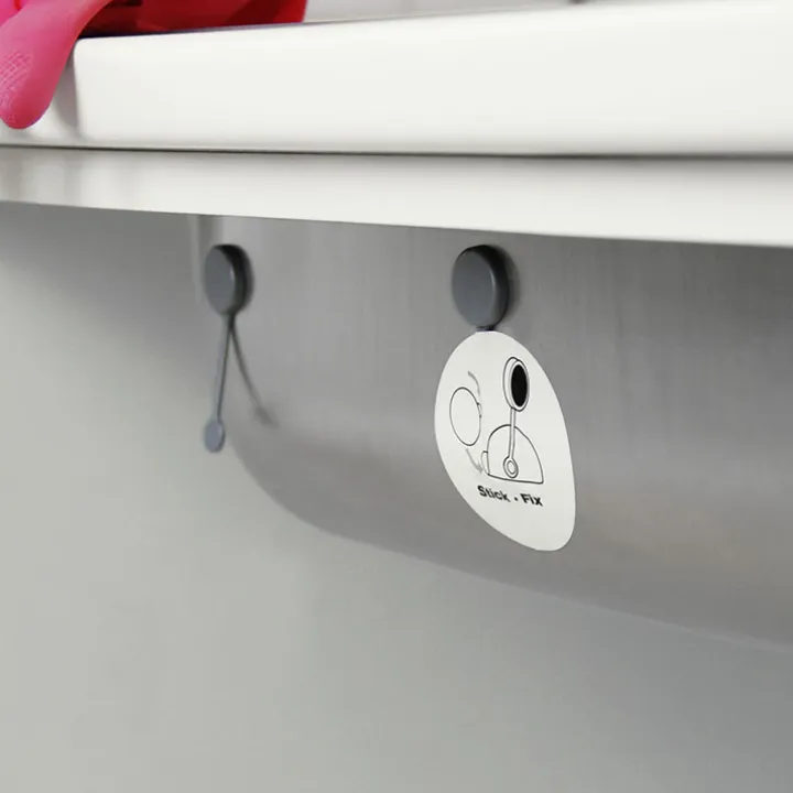 Böjbar disktrasehållare med magnet