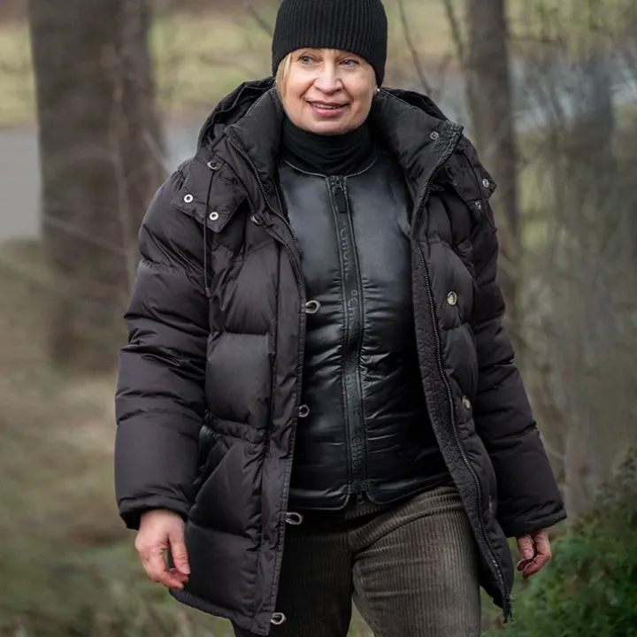 Elektrisk värmeväst, Dam