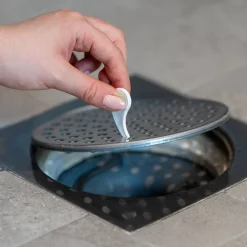 Hårfälla med golvbrunnsverktyg