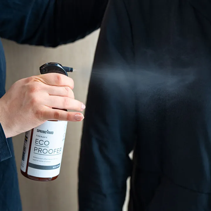 Impregneringsspray för skor och kläder
