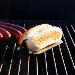 Korvbrödsrostare till grillen