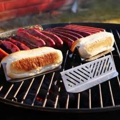 Korvbrödsrostare till grillen