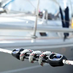 Löstagbar förtöjningsfjäder