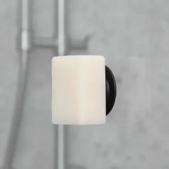 Magnetisk hållare för hårdtvål, Soapi