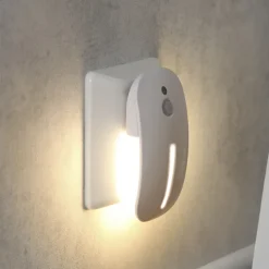 Nattlampa med ljus- och rörelsesensor