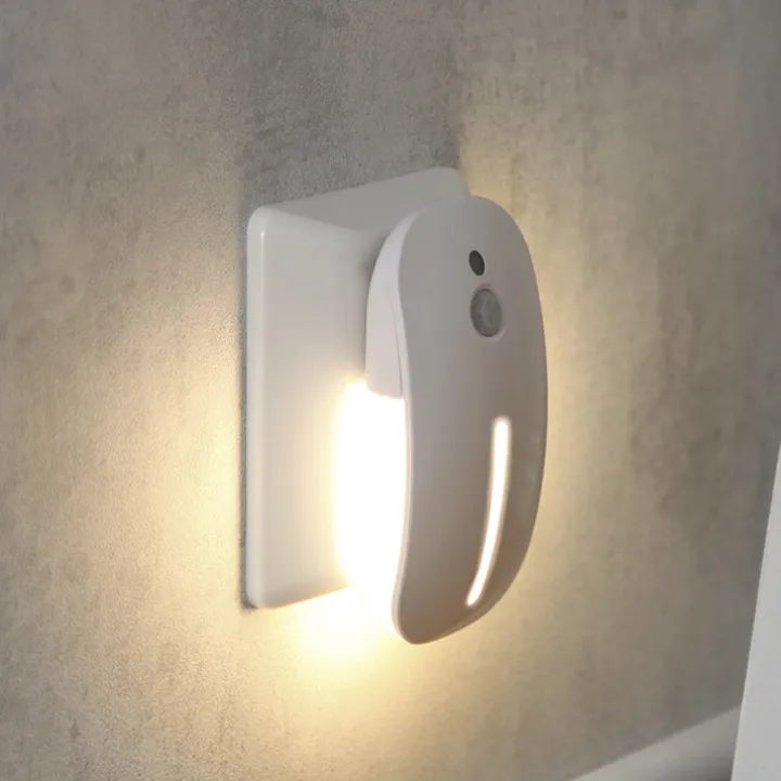 Nattlampa med ljus- och rörelsesensor