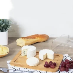 Ostbricka i bambu med kupa