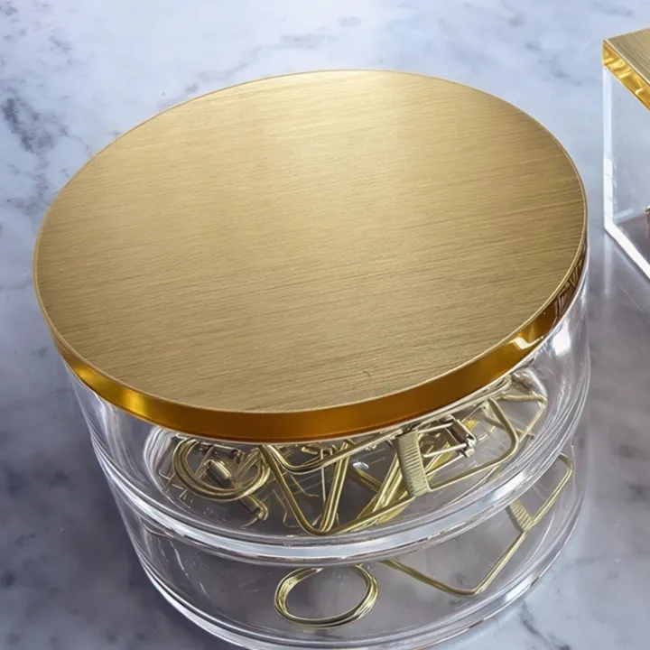 Rund tvådelad smyckesask, Guld