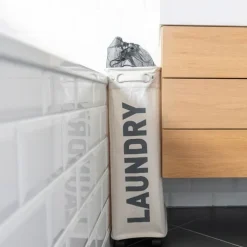 Smal tvättkorg på hjul, Laundry