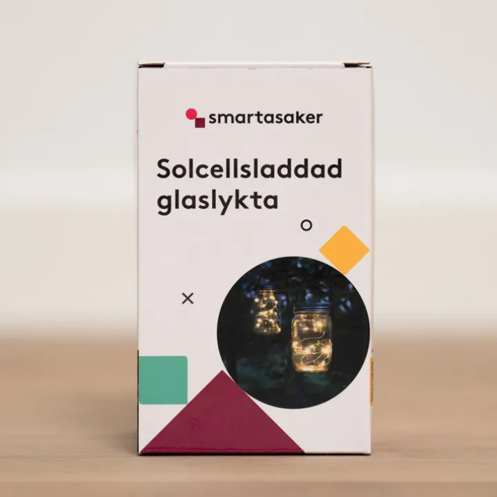 Solcellsladdad glaslykta