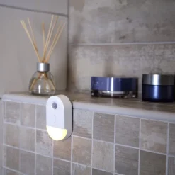 Toalettlampa med sensor