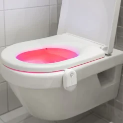 Toalettlampa med sensor