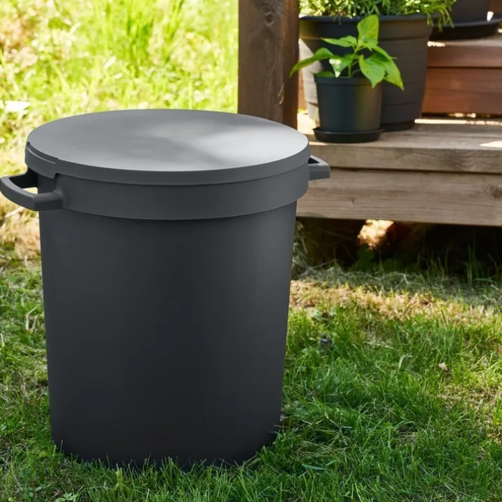 Tunna med handtag och lock 45L