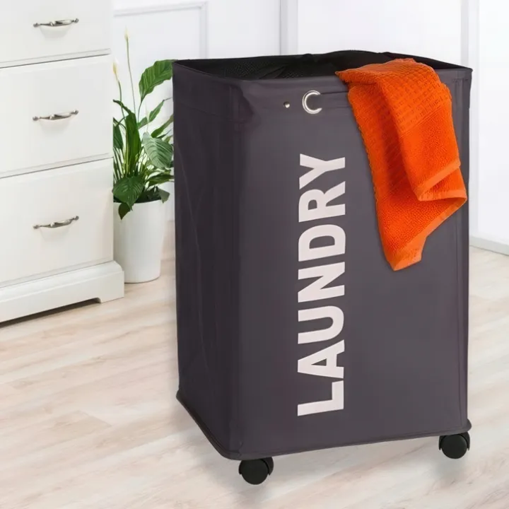 Tvättkorg på hjul, Laundry