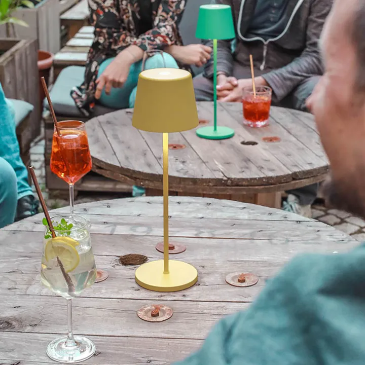 Uppladdningsbar bordslampa, Molto Luce Aesta